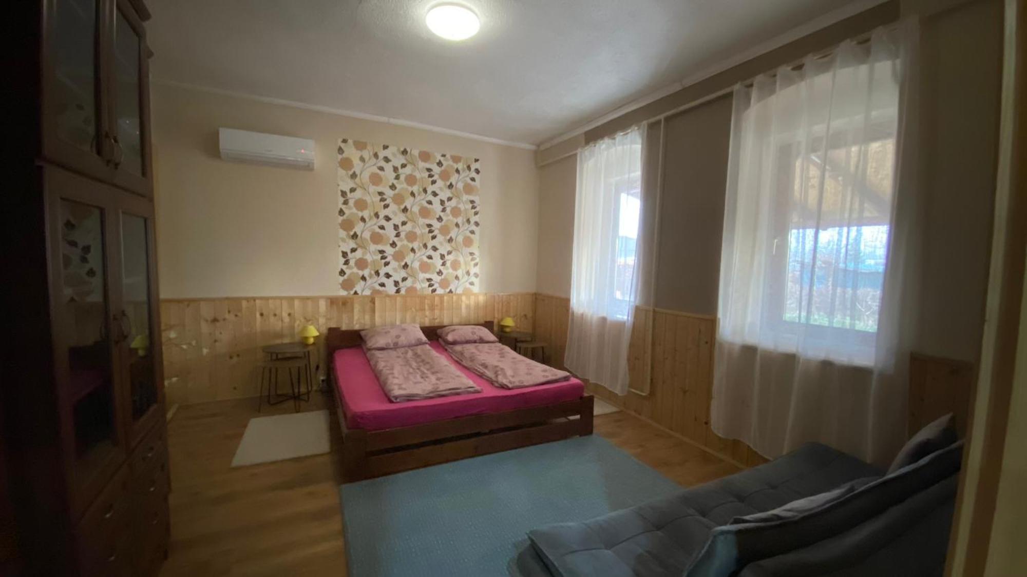 Dobo Tanya Villa Roszke Bagian luar foto