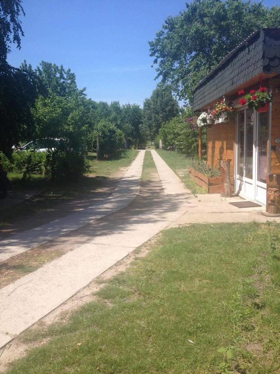Dobo Tanya Villa Roszke Bagian luar foto